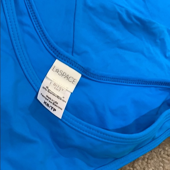 L space Bathing suit - Picture 4 of 4